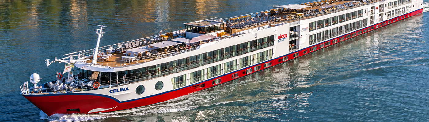 Reisen auf dem Fluss mit MS Celina