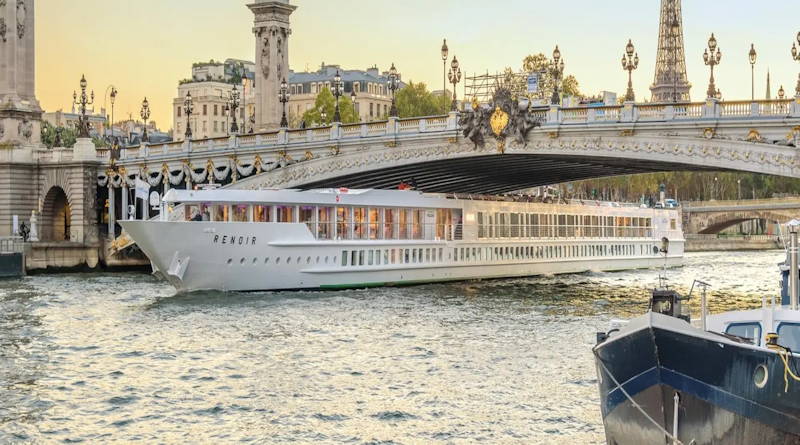 Reisen auf dem Fluss MS Renoir