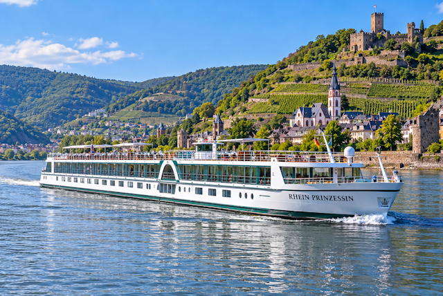 MS Rhein Prinzessin-Kreuzfahrt vor Burgen und Weinbergen Kreufahrten auf dem Rhein genießen